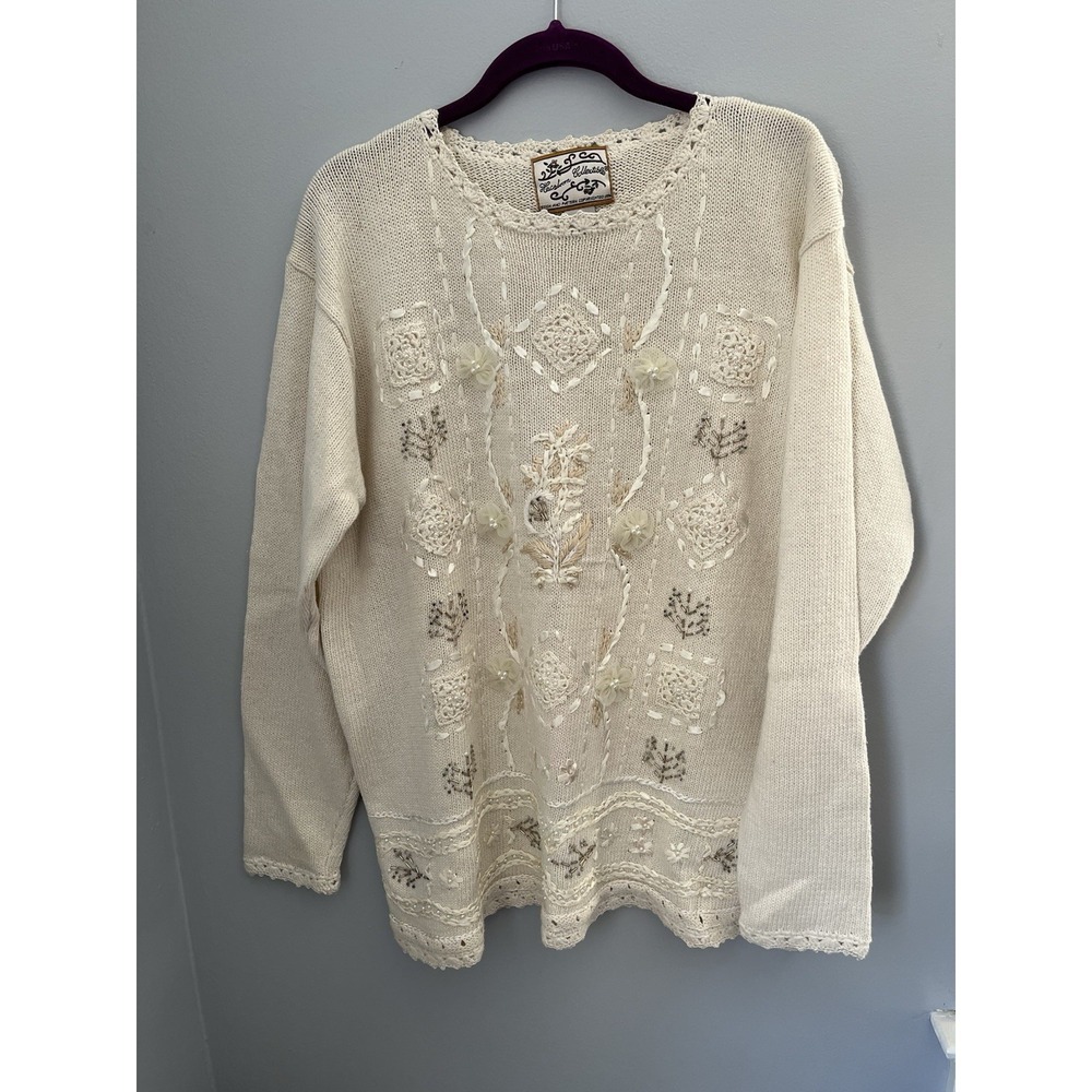 Heirloom Collectibles Women's Vintage, Size‎ M Sweater Floral Beaded Ribbon